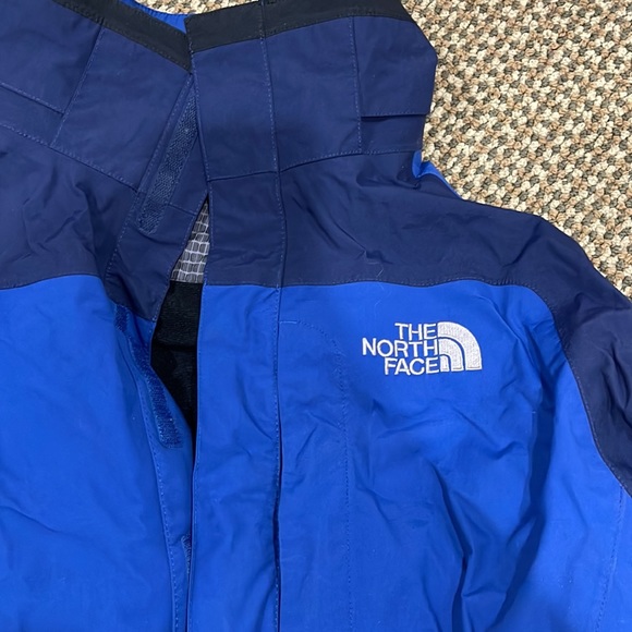 The north face jacket - Picture 2 of 4